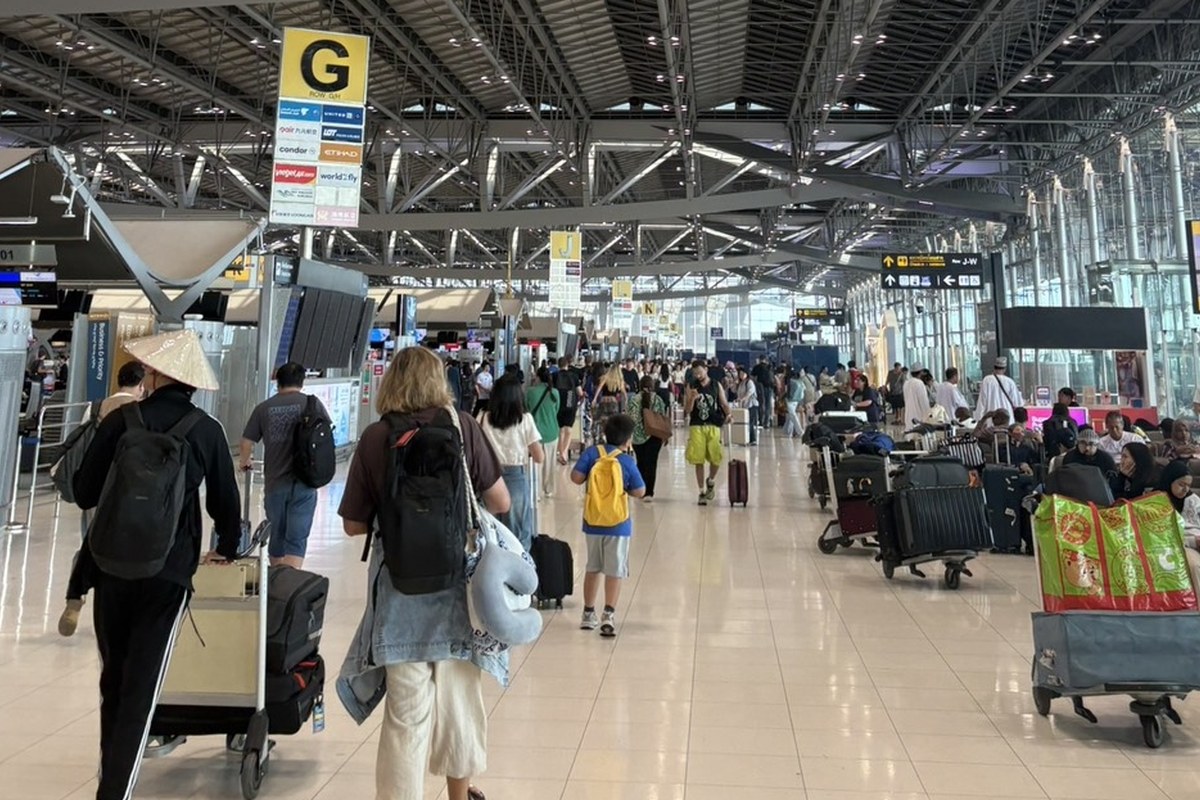 수완나품 공항 식비 아끼려면 1층, 30밧부터 먹어요