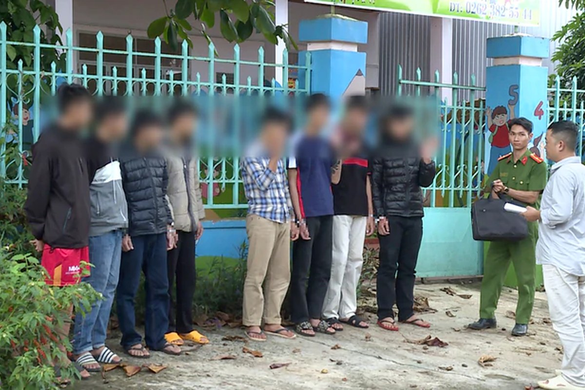 부온마투옷 차량털이 8건, 문 안 잠근 차를 노렸어요